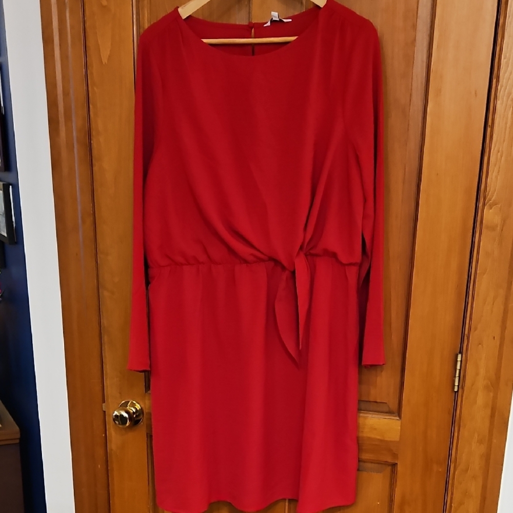 Reitmans Vibrant Red Long Sleeve Dress